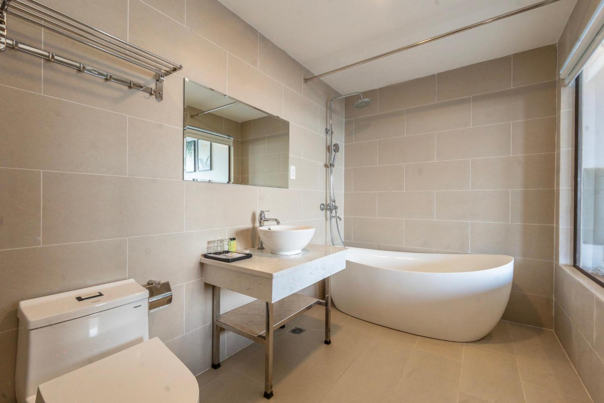 Maris Beach Hotel Phu Quoc Exterior photo