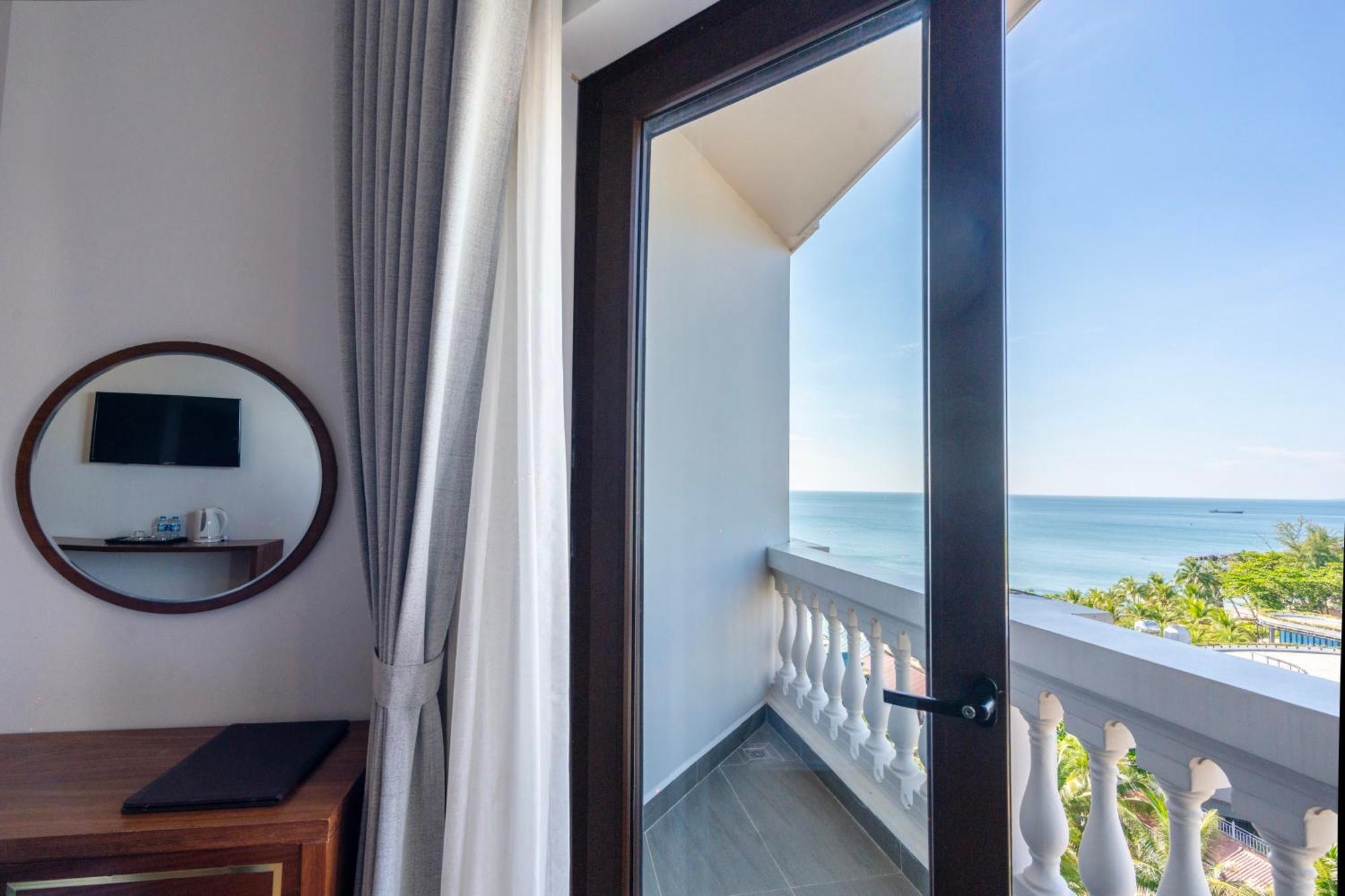 Maris Beach Hotel Phu Quoc Exterior photo