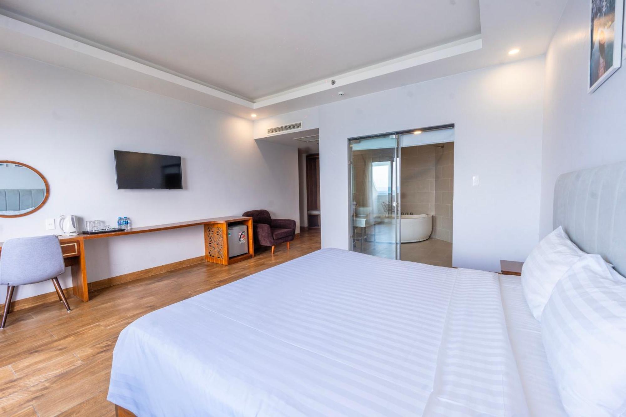 Maris Beach Hotel Phu Quoc Exterior photo