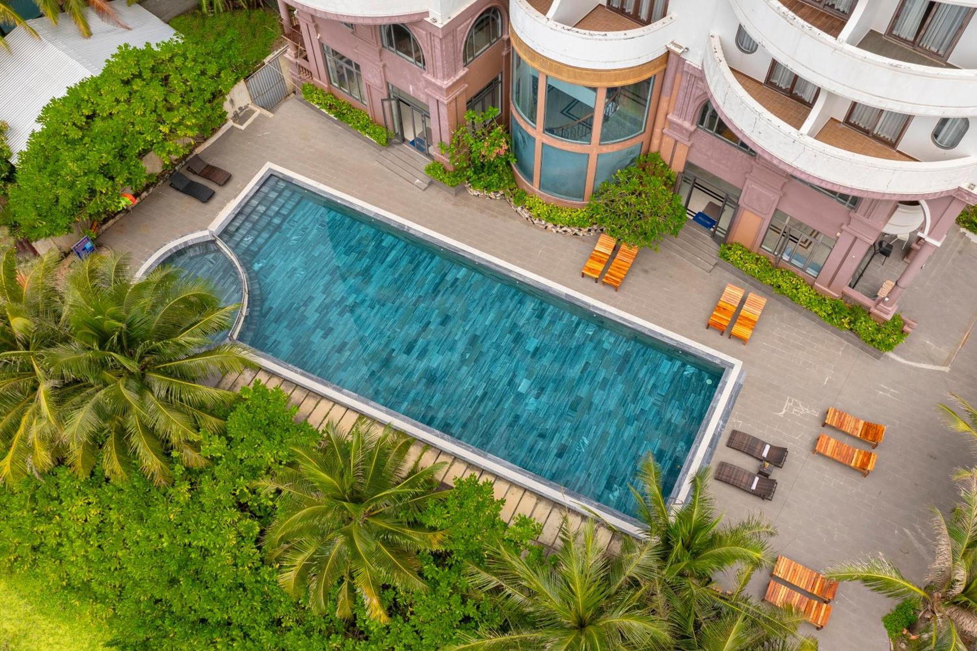 Maris Beach Hotel Phu Quoc Exterior photo
